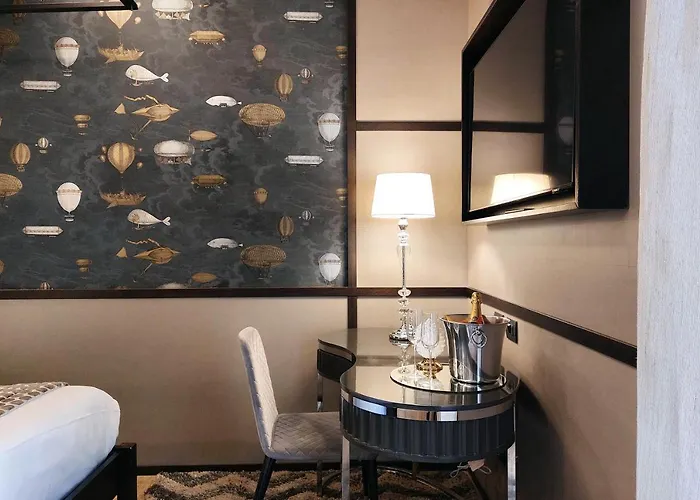 Helmirage Piazza Di Spagna Pensjonat 4*
