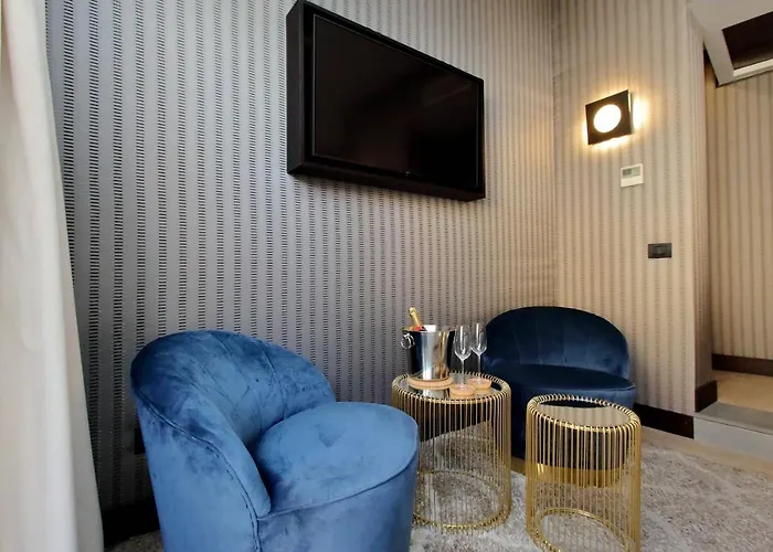 Helmirage Piazza Di Spagna Pensjonat 4*
