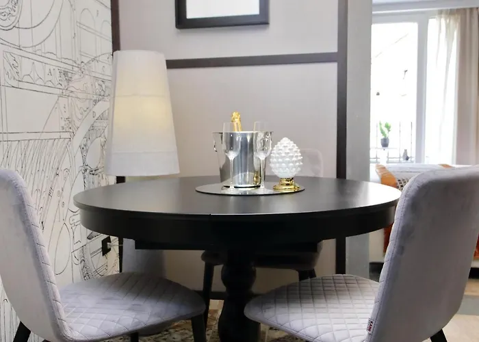 Helmirage Piazza Di Spagna Pensjonat 4*