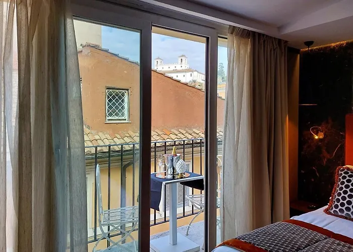 Helmirage Piazza Di Spagna Rzym