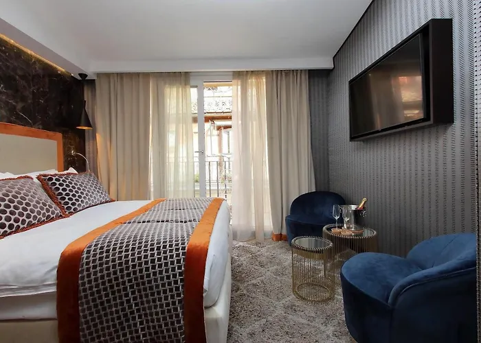 Helmirage Piazza Di Spagna 4* Rzym
