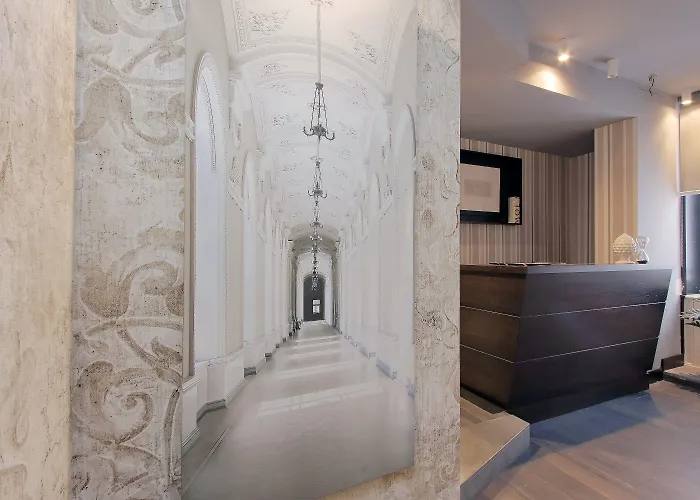 Pensjonat Helmirage Piazza Di Spagna 4*