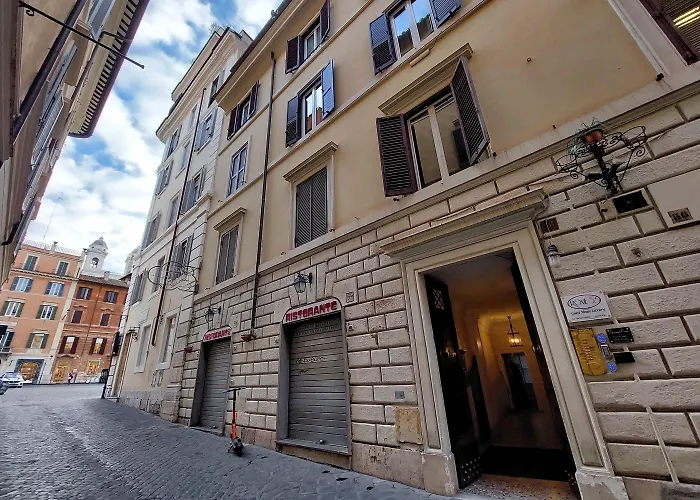 Helmirage Piazza Di Spagna Pensjonat 4*
